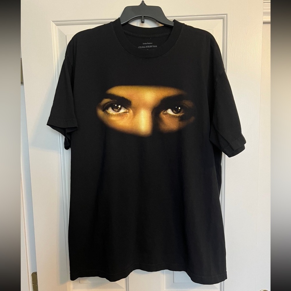 Drake it’s all a blur Tour Shirt